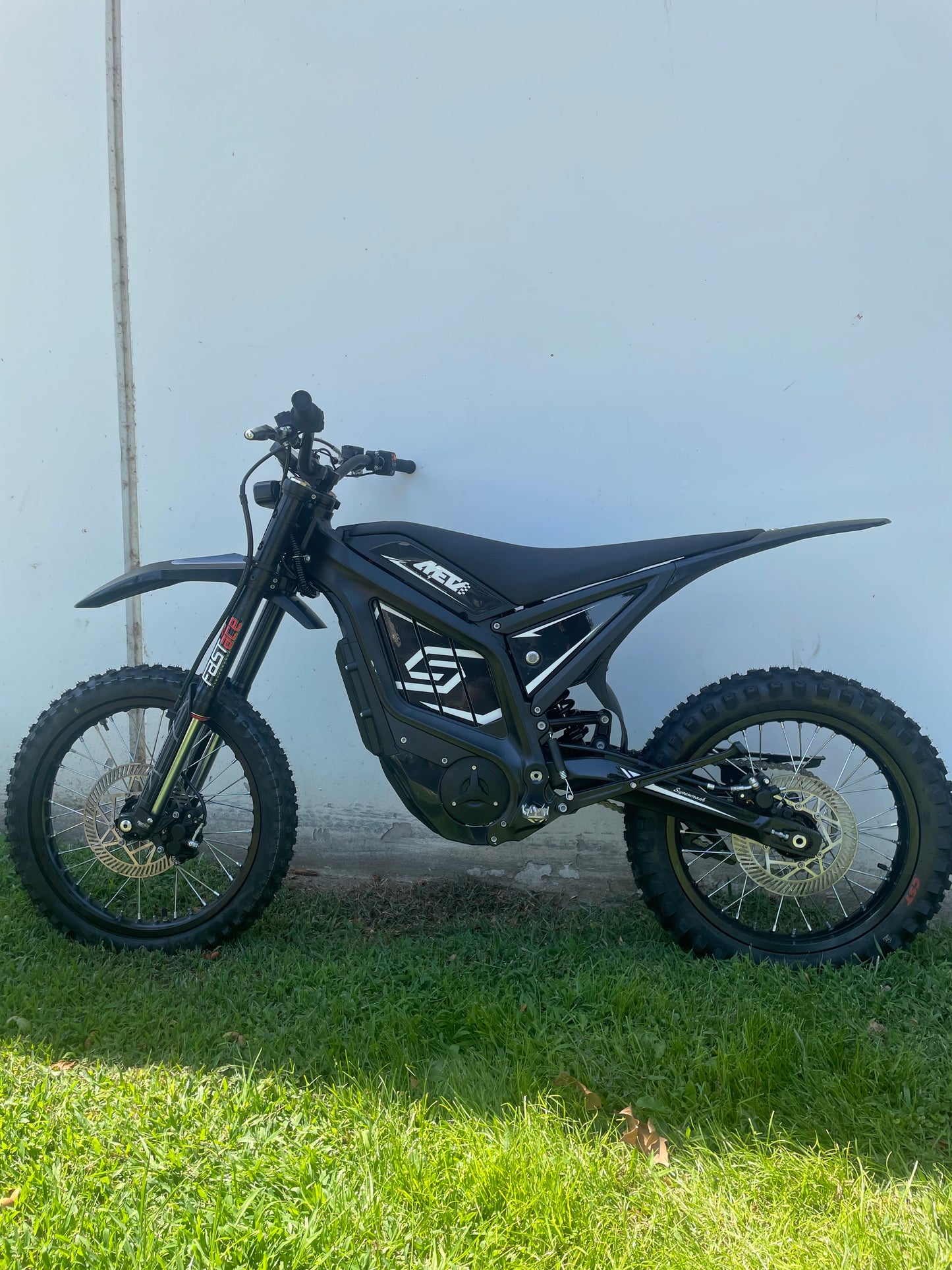 **NEW** Supermach Viper Pro  SM01 6KW Electric Off-Road Vehicle