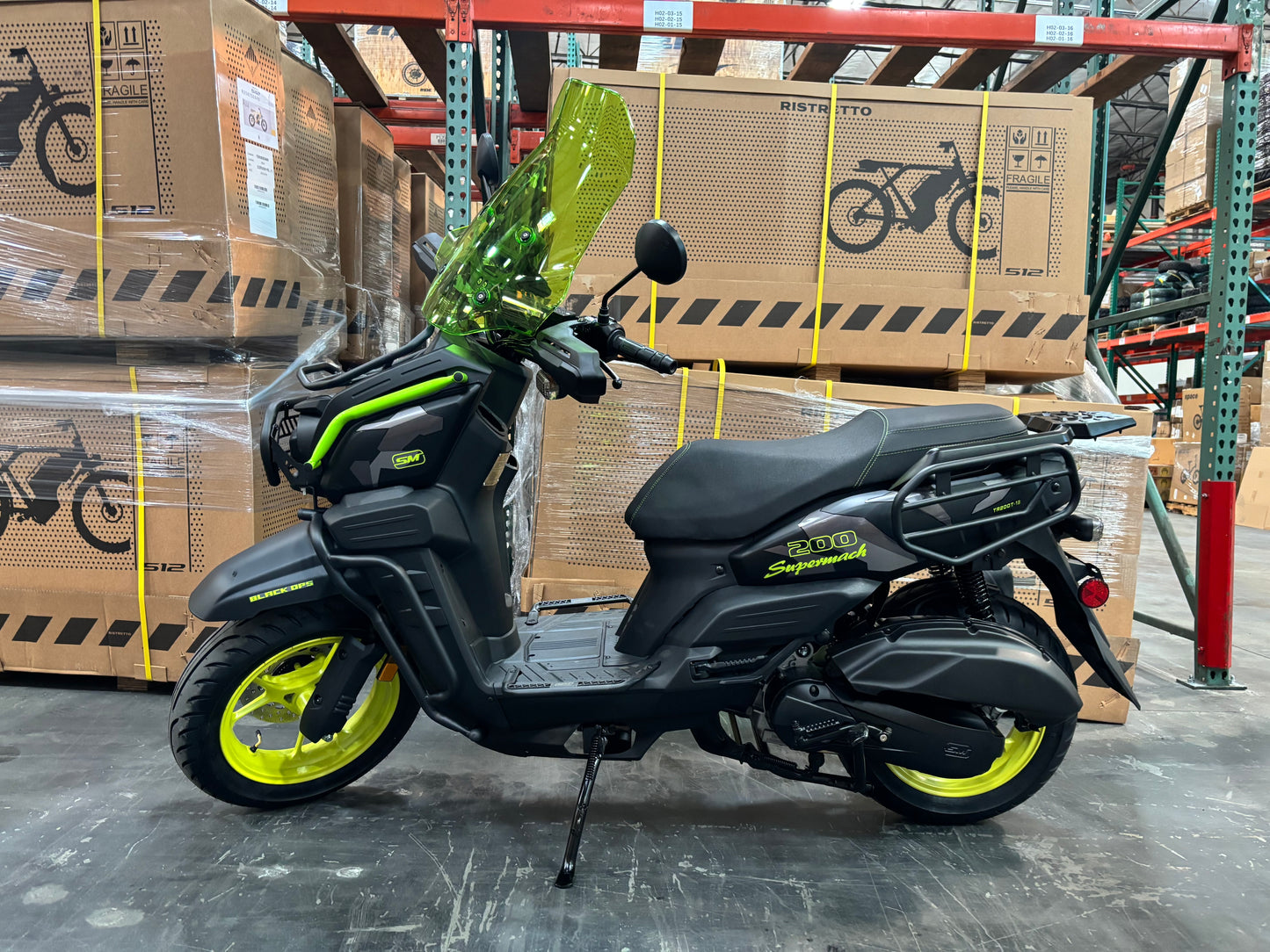 Supermach 200EFI TANK Scooter